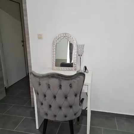 Apartament Bruxelles Airport H Nouvelle Gerance *