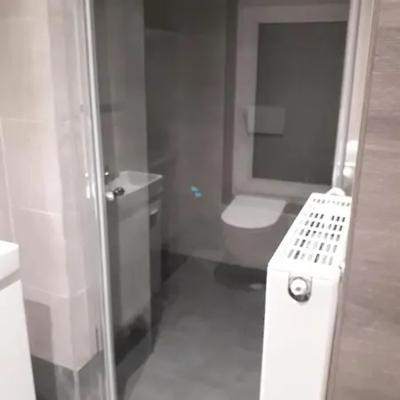 Bruxelles Airport H Nouvelle Gerance Apartament Charleroi